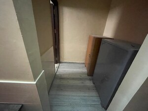  1 BHK Builder Floor at Sector 16 – for Rent