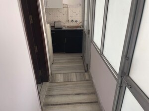  1 BHK Builder Floor at Sector 16 – for Rent