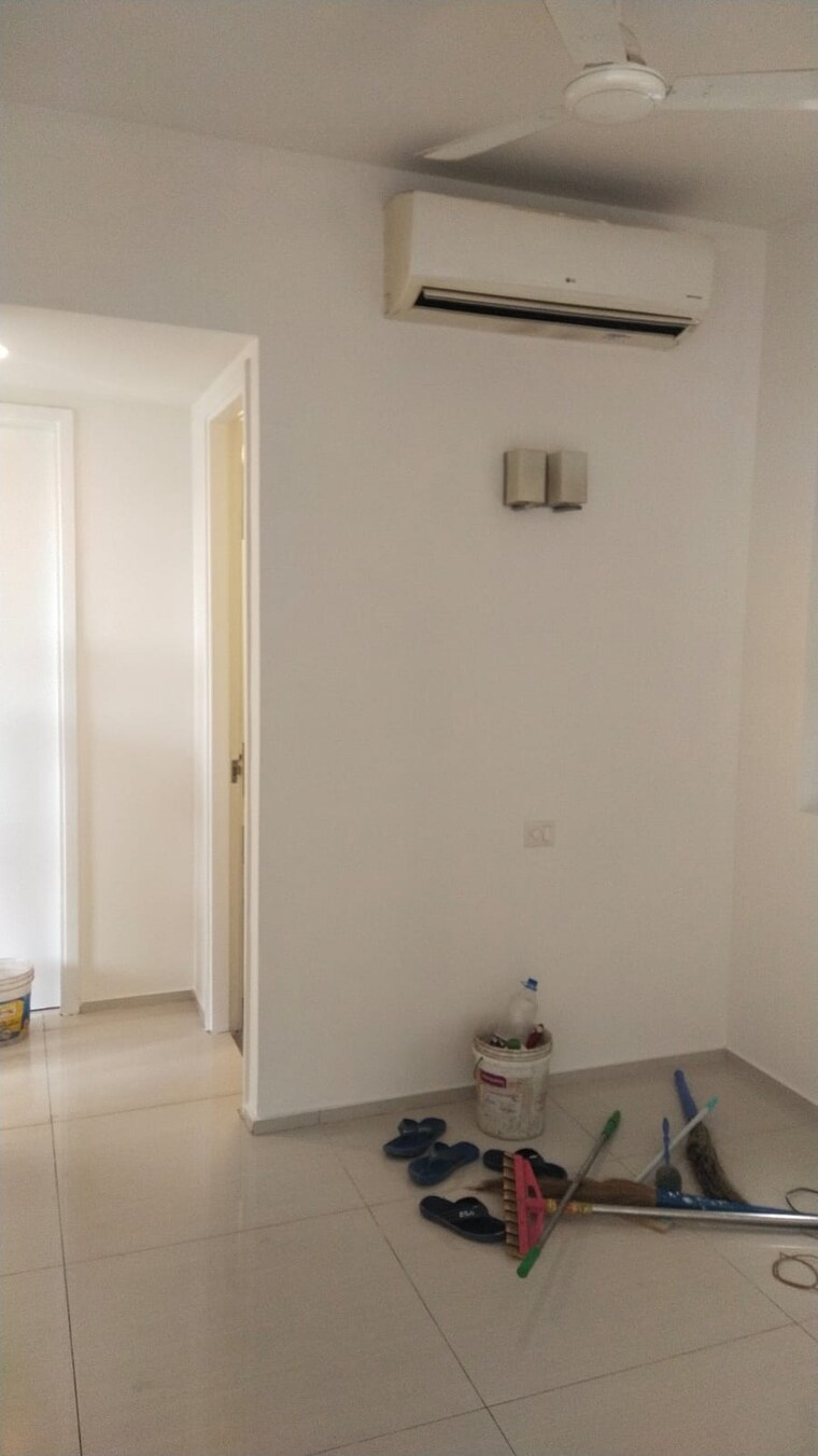 Room, ireo-skyon 4 Bedroom 2812 Sq.Ft. Apartment In Sector 60 Gurgaon 10432239