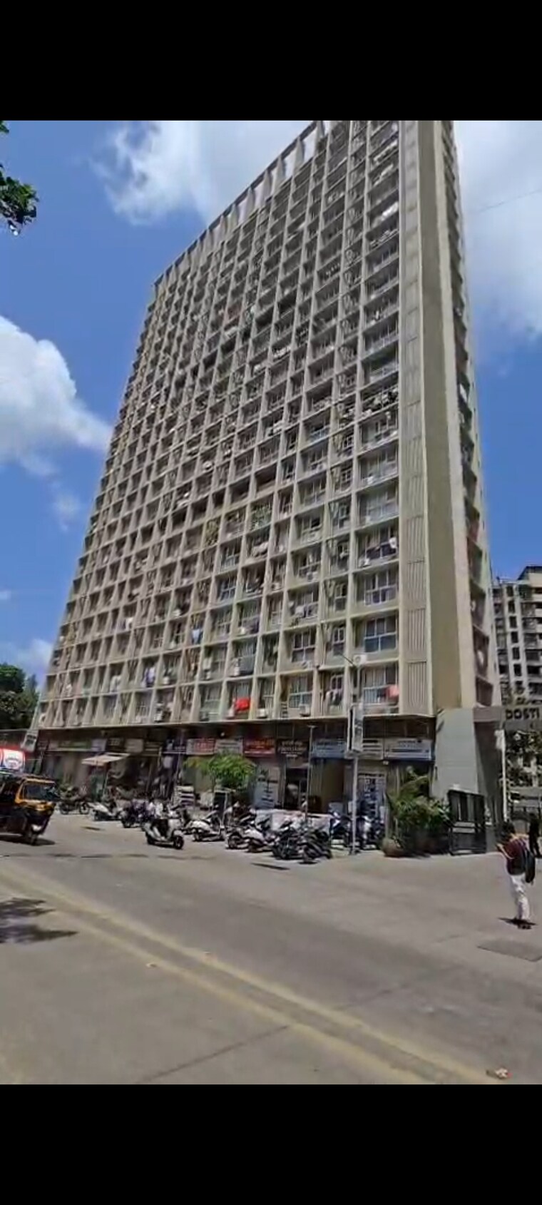 Exterior View, dosti-oro-67 1 Bedroom 450 Sq.Ft. Apartment In Kandivali West Mumbai 10432241
