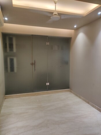 2 BHK Builder Floor for Sale in Sarvapriya Vihar, Delhi