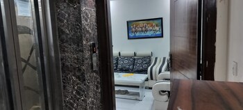 Aarya Apartment Sarfabad
