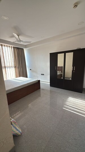 Room in 2 BHK Apartment at Forest Edge Phase 2, Kharadi – for Sale