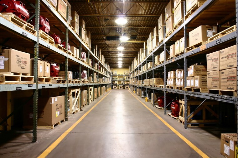 Balcony, okhla Commercial Warehouse 7000 Sq.Ft. In Okhla Delhi 10432960