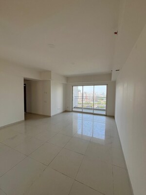 2 BHK Apartment For Sale in Godrej Air Sector 85, Sector 85