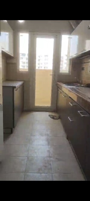 Kitchen in 1 BHK Independent House at RWA Apartments, Sector 31 – for Rent