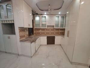 Kitchen in 1 BHK Apartment at Sector 25 – for Rent