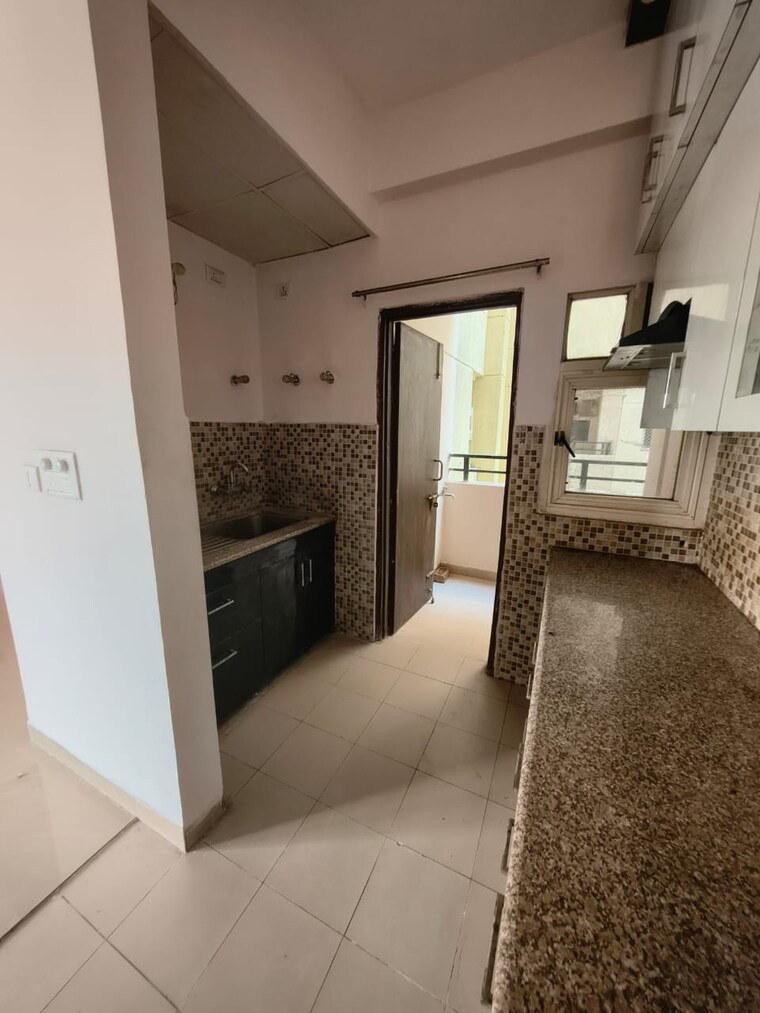 Kitchen, awho-8b 2 Bedroom 1050 Sq.Ft. Apartment In Vrindavan Yojna Lucknow 10432988