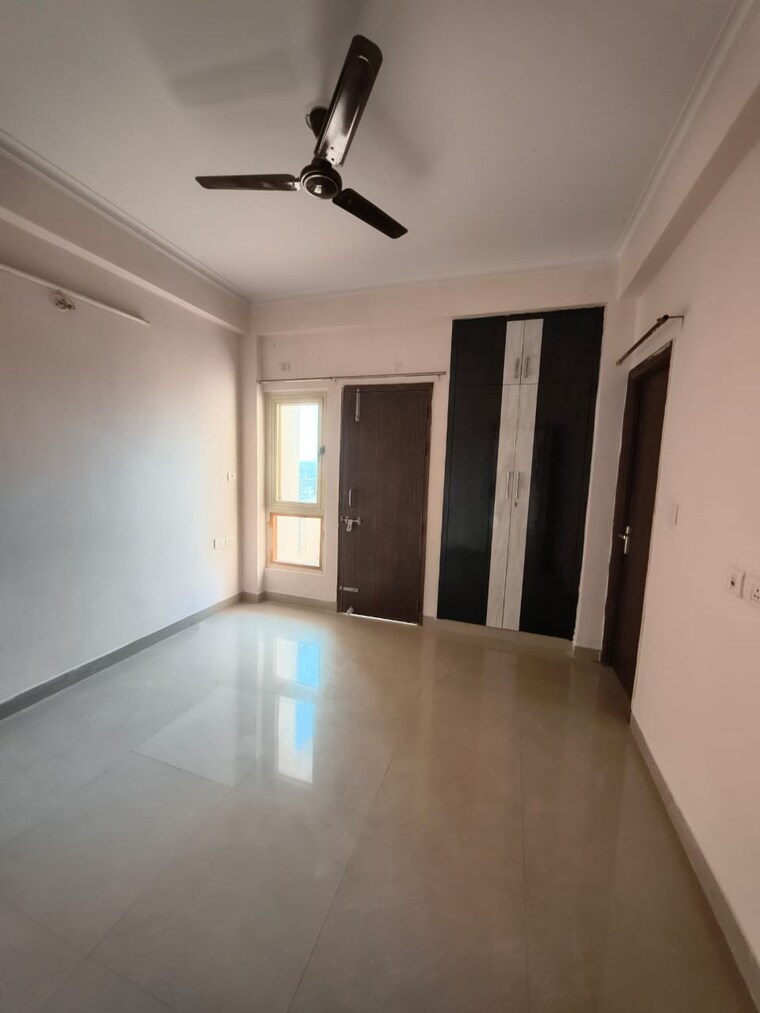 Room, awho-8b 2 Bedroom 1050 Sq.Ft. Apartment In Vrindavan Yojna Lucknow 10432988