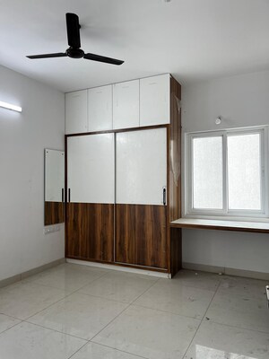 Room in 3 BHK Apartment at Aparna Zenon, Puppalaguda – for Rent