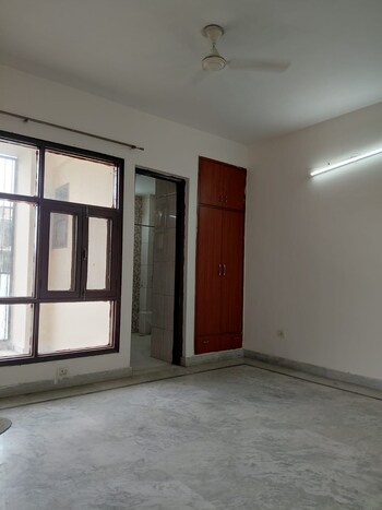 3 BHK Flat for Rent in Sector 105, Noida