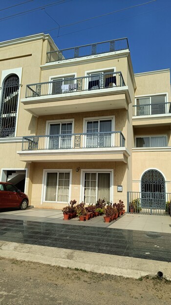 5 BHK Builder Floor for Sale in New Chandigarh, Chandigarh