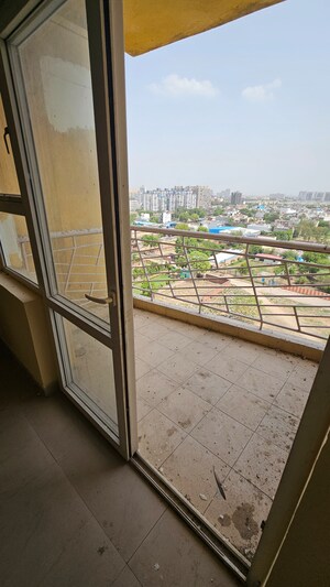 Balcony in 2 BHK Apartment at BPTP Princess Park, Sector 86 – for Sale
