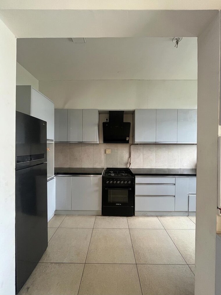 Kitchen, prestige-royale-gardens 2 Bedroom 1307 Sq.Ft. Apartment In Gantiganahalli Bangalore 10438717