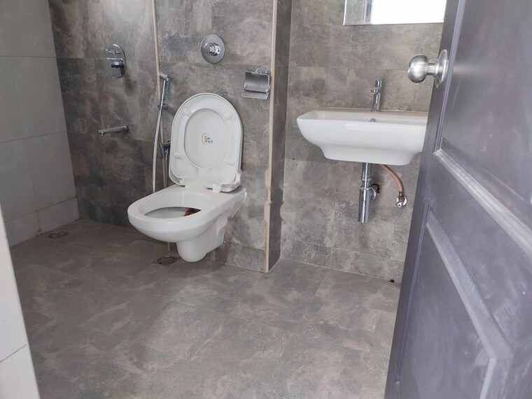 Bathroom, prestige-sunrise-park 3 Bedroom 1600 Sq.Ft. Apartment In Electronic City Phase I Bangalore 10438731