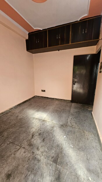 1 BHK Flat for Rent in Dilshad Colony, Delhi