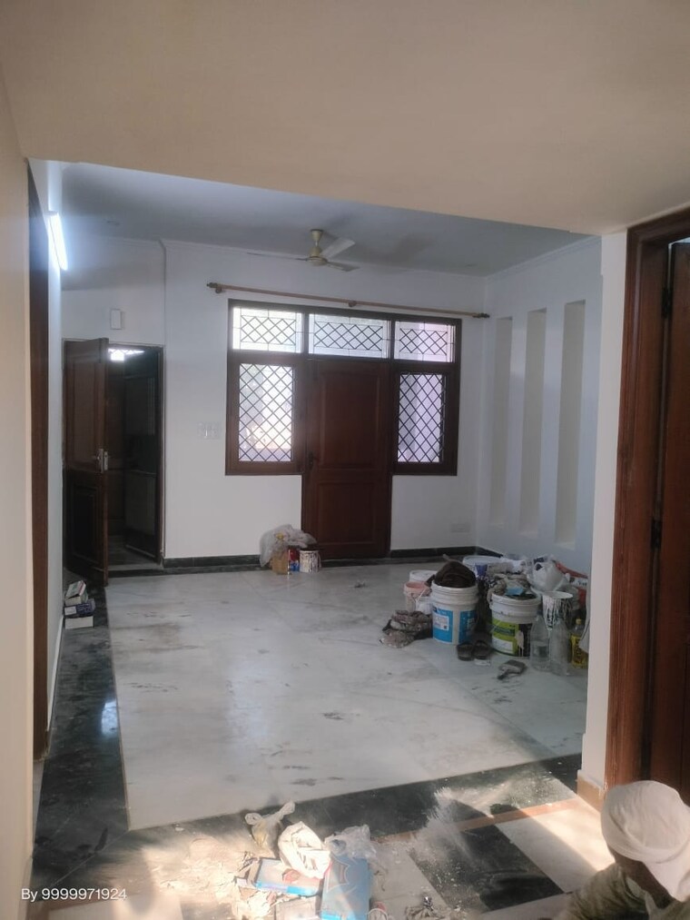 Room, sector 56 2.5 Bedroom 2500 Sq.Ft. Builder Floor In Sector 56 Gurgaon 10441078