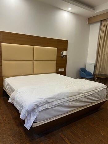 Pg for Rent in Dlf City Phase 3, Gurgaon