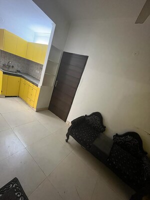 Living Room in 1 RK Builder Floor at Hemkunt Colony – for Rent
