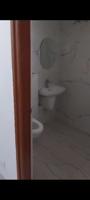 Bathroom in 3 BHK Apartment at Sunshine Enclave, Vip Road – for Rent