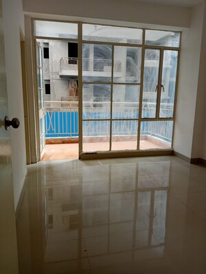 Room in 1 RK Apartment at Godrej Summit, Sector 104 – for Sale
