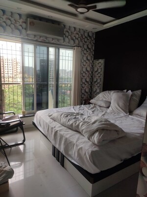 Bedroom in 2 BHK Apartment at Divyam Heights, Andheri West – for Rent