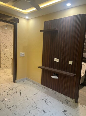2 BHK House for Rent in Paschimpuri, Delhi