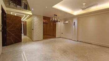 4 BHK Builder Floor for Sale in Dlf Phase I, Gurgaon