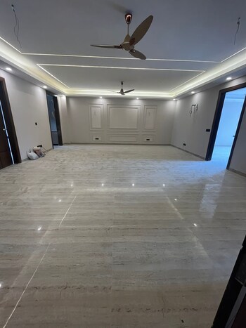 Emaar Emerald Floors Premier