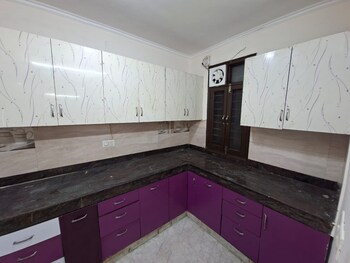 3 BHK Builder Floor for Rent in Chattarpur, Delhi