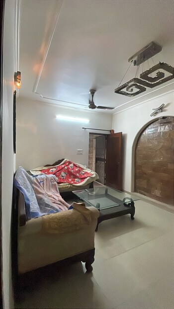 2 BHK Builder Floor for Rent in Kalkaji, Delhi