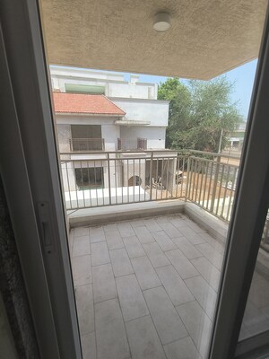 Balcony in 4 BHK Villa at Bhayli Road – for Sale