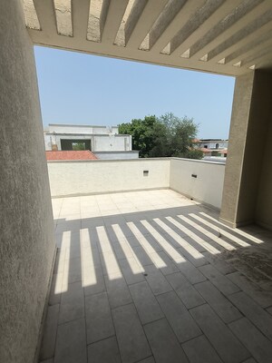 Balcony in 4 BHK Villa at Bhayli Road – for Sale