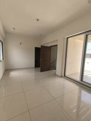 Room in 4 BHK Villa at Bhayli Road – for Sale