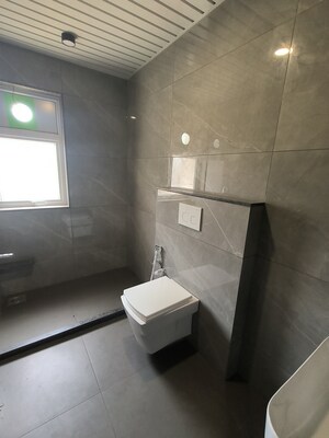 Bathroom in 4 BHK Villa at Bhayli Road – for Sale