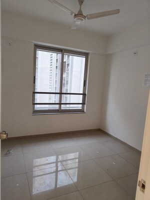 Room in 3 BHK Apartment at Goyal Orchid Valley, Shela – for Rent