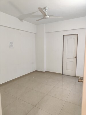 Room in 3 BHK Apartment at Goyal Orchid Valley, Shela – for Rent
