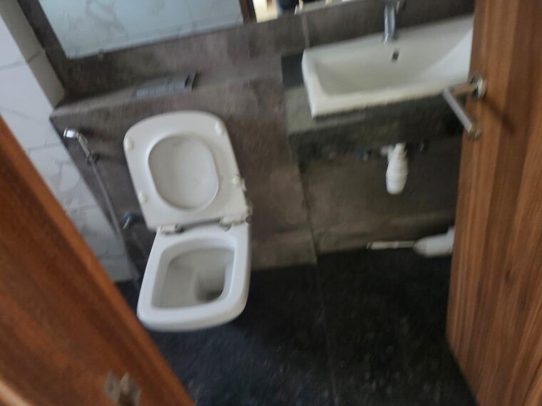 Bathroom, kalpataru-parkcity-sunrise-b 2 Bedroom 455 Sq.Ft. Apartment In Kolshet Road Thane 10453145