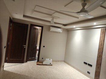 3 BHK Builder Floor for Sale in Greater Kailash I, Delhi