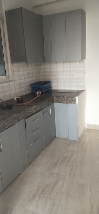 SDS NRI Residency Omega II