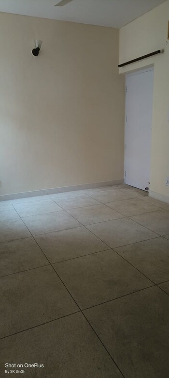 3 BHK Flat for Rent in Dwarka, Delhi