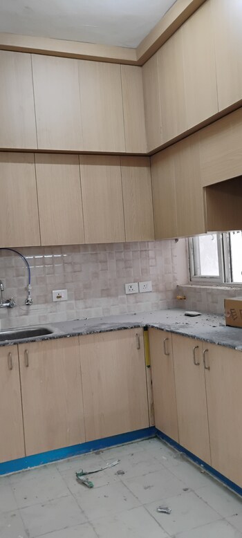 Amrapali Ivory Heights