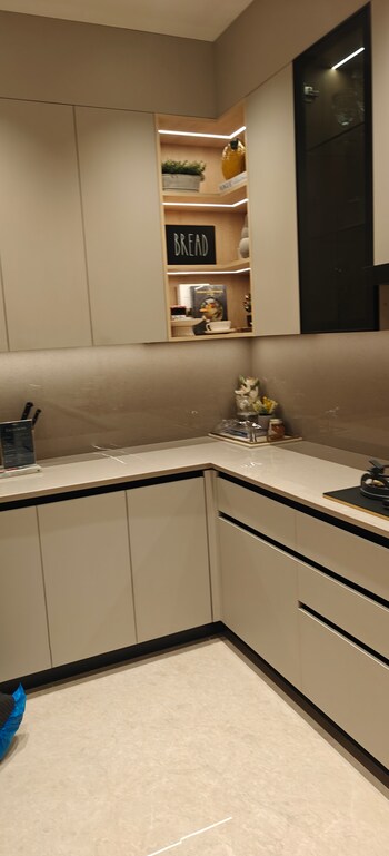 Emaar Emerald Floors Premier
