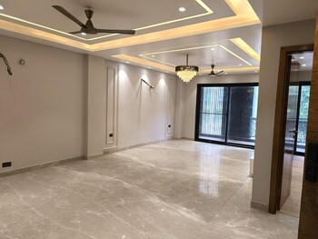 4 BHK Builder Floor for Sale in Sushant Lok I, Gurgaon
