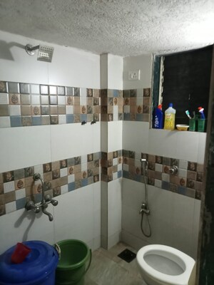 Team Area in 1 BHK Apartment at Subhash Nagar – for Rent
