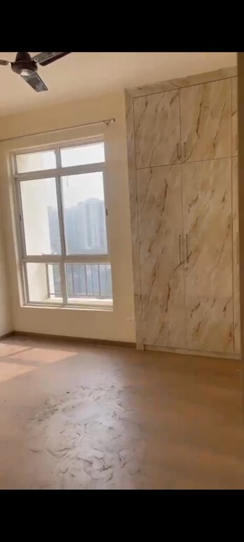 Jaypee Kensington Boulevard