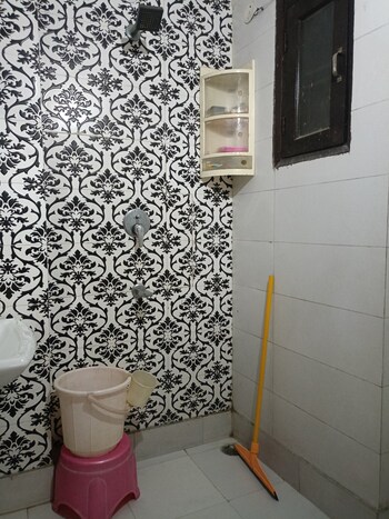 2 BHK Builder Floor for Rent in Rajendra Park, Gurgaon
