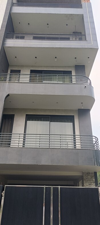 3 BHK Builder Floor for Sale in Model Town, Panipat