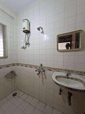Bathroom in 1 BHK Apartment at Dahisar West – for Rent