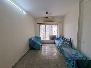 1 BHK Apartment For Rent in Dahisar West